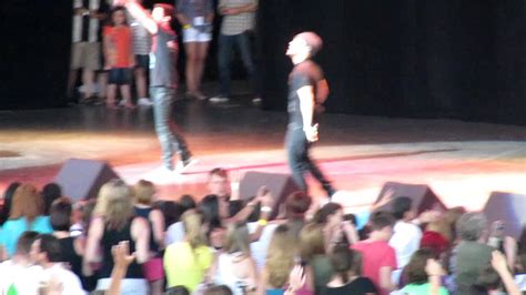 chorus a e b f#m cause the world stops when i put my arms around you, around you. nothing even matters by Big Time Rush - YouTube