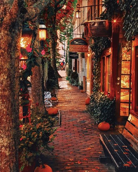 The Autumnal Streets Of Nantucket Massachusetts Autumn Scenery