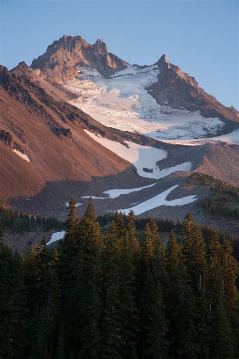 Glacier On Mt Jefferson Or Vertical Geology Pics