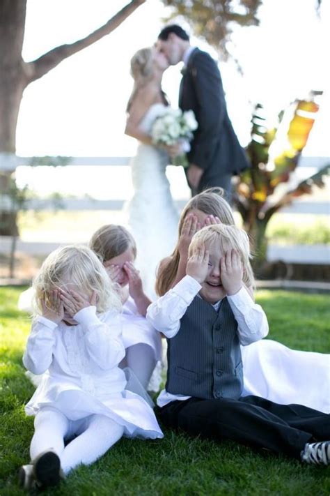 32 Insanely Fun Wedding Photo Ideas Youll Want To Copy 2540031 Weddbook