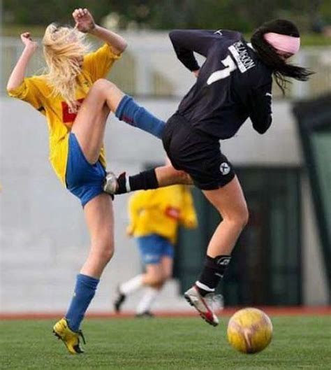 perfectly timed sports photos amazing and funny