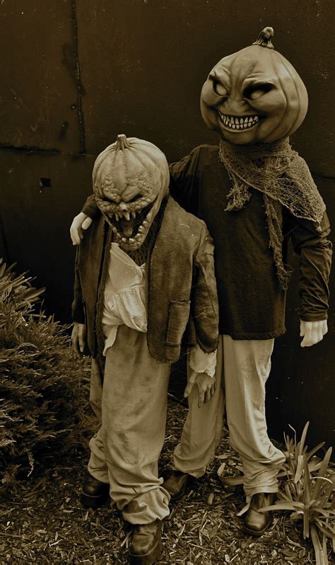 This Is So Creepy Vintage Halloween Costume Vintage Halloween Photos