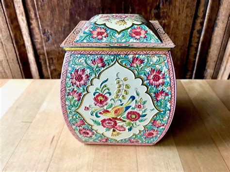 Decorative Tin Box Made In Holland Vintage Biscuit Cookie Etsy