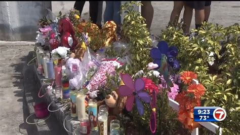memorial held for victims in deadly car crash in miami wsvn 7news miami news weather