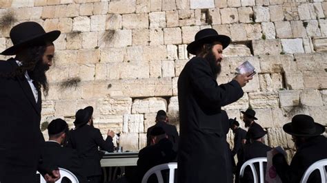 Liberal Jews To Get Prayer Site At Jerusalems Western Wall Bbc News
