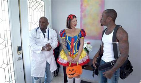 Bang Trickery Ivy Lebelle Goes Trick Or Treating For