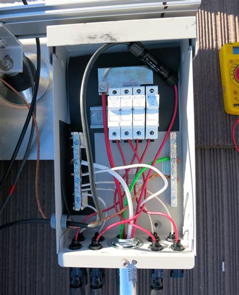 Nov 03, 2020 · but it does make smart compromises, like with a somewhat smaller battery. Any issues with adding fuses to my DC Negative inside the ...
