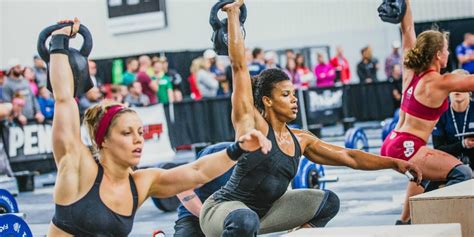 10 Best Crossfit Exercises For Women To Build Muscle