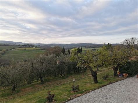 Agriturismo La Bruciata Updated 2023 Prices And Farmhouse Reviews