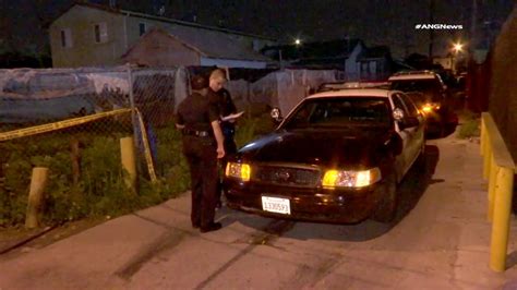 double shooting in south los angeles leaves 2 men dead abc7 los angeles
