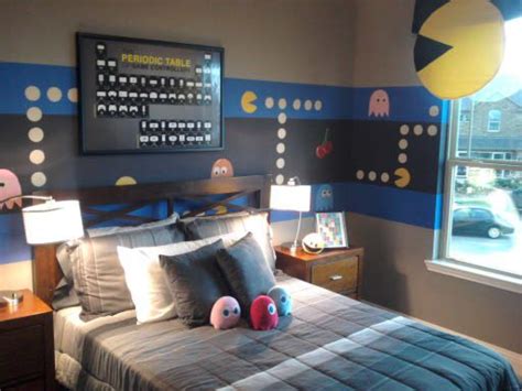 Pacman Themed Bedroom Is Perfect For Any Geek Or Nerd Judging By The
