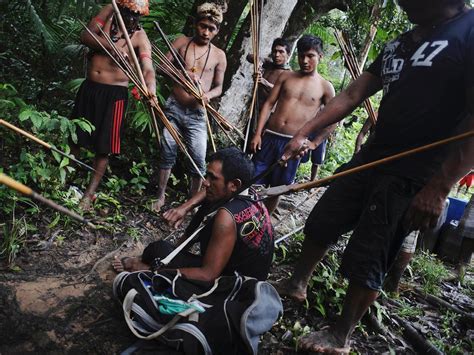13 incredible photos of amazon tribe fighting back against illegal loggers