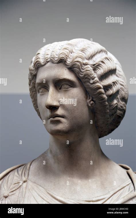 Ancient Roman Woman Statue High Resolution Stock Photography And Images