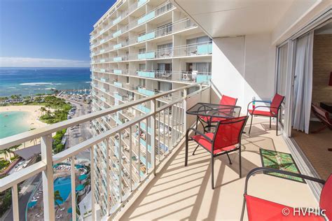 Ilikai 2114 Ocean Waikiki 1 Bedroom 1 Full Bathroom Condo Rental