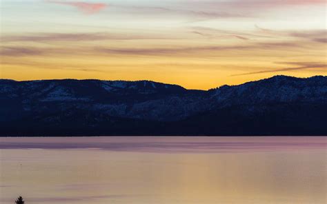 Download Wallpaper 3840x2400 Lake Sunset Mountains Mountain Range 4k