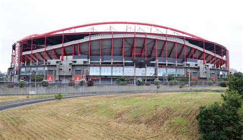 Da der fc bayern münchen im finale spielt, wird die partie vom zdf im. Champions League heute live: In diesem Stadion / Ort ...
