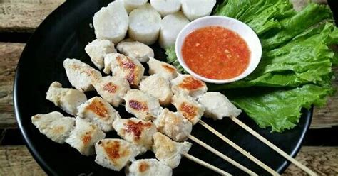 Seafood lumpia, filled with shrimp, diced carrots, scallions, garlic and mayonnaise. Resep SATE TAICHAN / Sate Putih oleh dapurVY - Cookpad