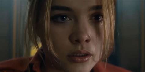 florence pugh has a terrifying encounter in don t worry darling clip