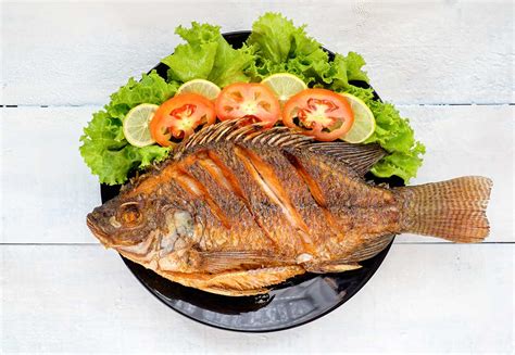 Best Side For Fried Fish What To Serve With Fried Fish Plated With