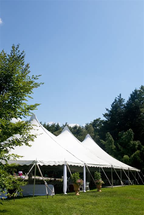 Tent and tent and floor rental available on alibaba.com have different sizes and different amounts of height space made specifically for each unique kind of. Gatsby-Inspired Weddings Sweep US - 1776 The Musical