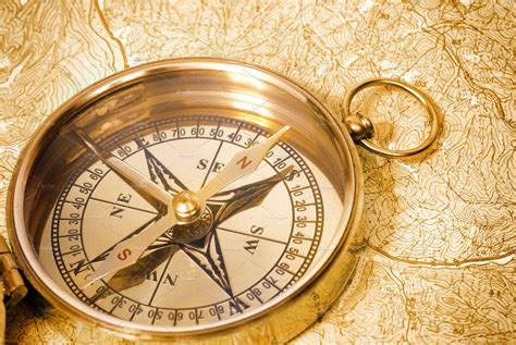 It consists of a magnetized pointer free to align itself accurately with earth's magnetic field, which is of great assistance in navigation. Ancient golden compass | High-Quality Arts & Entertainment ...