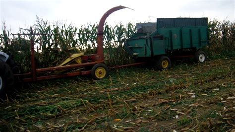 Chopping Corn Silage Youtube