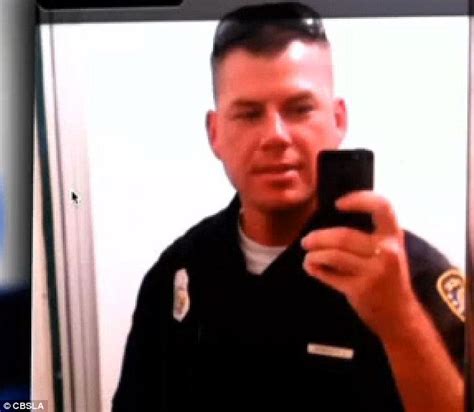 Police Officer Jason Fougere Texted Woman A Full Frontal Naked Selfie Daily Mail Online