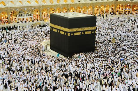 Banyak cara yang dapat dilakukan untuk mendapatkan wajah yang putih dan cerah. Pengertian Haji Mabrur dan Syaratnya - Umroh.com