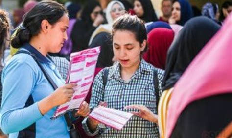 موعد امتحانات الثانوية العامة الدور الثاني بعد أن قامت وزارة التربية والتعليم والتعليم الفني بالإعلان عن أسماء أوائل الثانوية العامة كما أنه يمكن الاستعلام عن نتيجة الثانوية العامة 2021 عن طريق الإسم، حيث أن وزارة التربية والتعليم لديها بعض الإجراءات للتعرف على. وزير التربية والتعليم يكشف ضوابط امتحانات الثانوية العامة ...