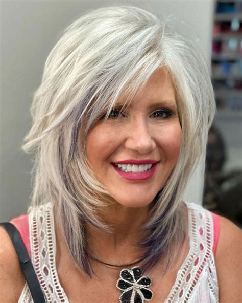 30 Best Hairstyles For Women Over 50 With Thick Hair
