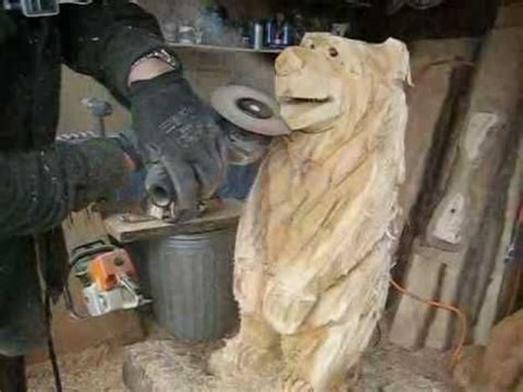 Carving a wood spirit for the beginner chainsaw carver. Chainsaw Carving a Bear in only 7 minutes! | Carving, Tree ...