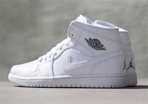 We did not find results for: Air Jordan 1 Mid - White - Cool Grey - SneakerNews.com