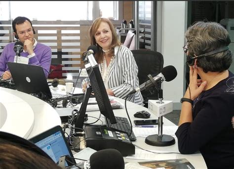 A través de una carta dirigida a gustavo petro, ángela maría robledo quien fuera su fórmula en la aspiración presidencial en. Plan de Desarrollo, es una colcha de retazos: Ángela María ...