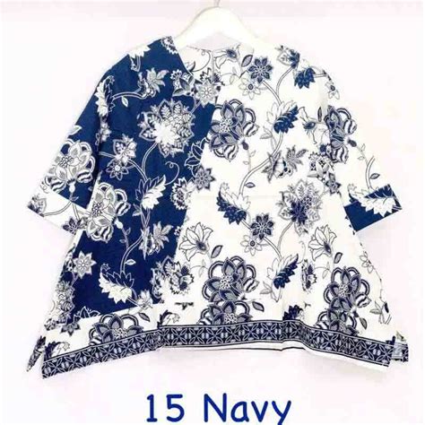 Asimetris dress with tulle outerwear. Model Batik Asimetris : Baju Tunik Wanita Rasti Asimetris ...