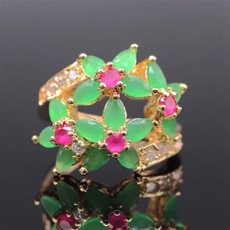 Jinyao Elegant Champagne Gold Color Flowers Greenandred Aaa Cubic Zircon Finger Ring Party Jewelry