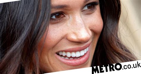 Meghan Markle Makeup Tutorial Get Her Look With These Eyeshadow Lipstick And Brow Metro News