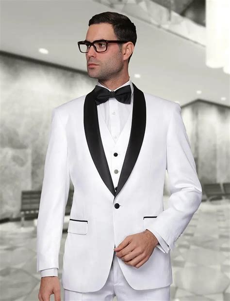 2018 New Arrival White Tuxedos Men Wedding Suits Cheap Jacketpantstievest Mens Tuxedos Groom