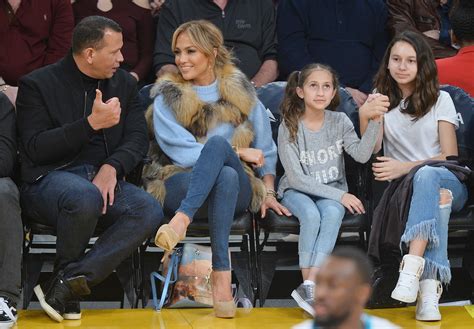 Jennifer Lopez Alex Rodriguez Bring Kids On Date Night At Lakers Game