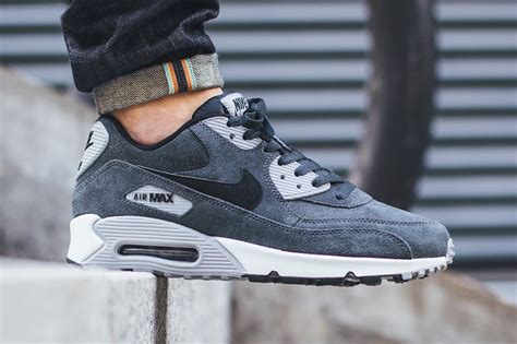 Nike Air Max 90 Leather Anthracite Wolf Grey Sneaker Bar Detroit