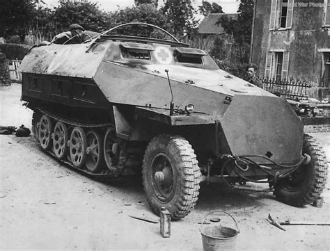Sd Kfz 2518 Used As Ambulance In Normandy World War Photos