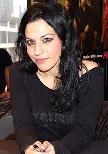 Quando aveva solo sei anni il padre si. Cristina Scabbia - Wikipedia