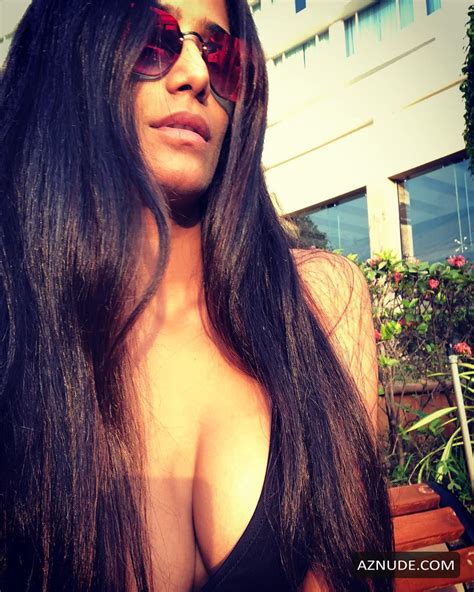 Poonam Pandey Sexy And Topless In 2018 2019 Aznude
