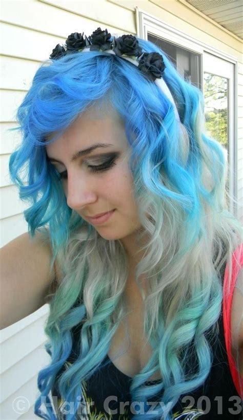 Blue And Blonde Ombre Scene Hair Alternative Hair Dyed Hair Blue