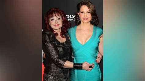Ashley Judd Says She Needed More Therapy After Seeing Her Mothers