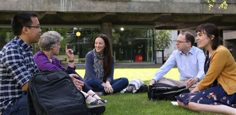 Tig3004 analysing texts in german language. Postgraduate Contacts | Faculty of Modern and Medieval ...
