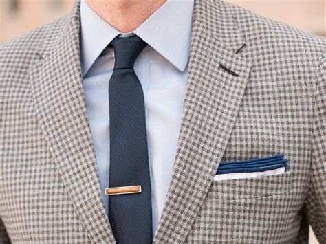 the right way to wear a skinny tie business insider