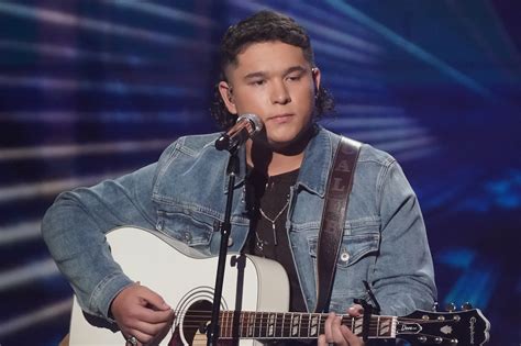 American Idol Finalist Caleb Kennedy Out After Video Surfaces