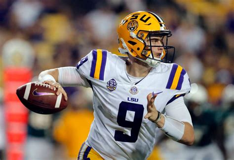 There are countless ways in which you can wager on a college football game and with hundreds of games each week in a typical season, being selective in your wagering is arguably the most important. The weekend's best college and pro football bets — Week 7 ...