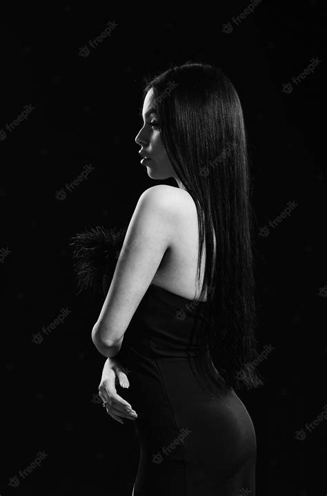 Premium Photo Elegant Sexy Woman Black Friday Advertising Beauty Salon For Real Woman Portrait