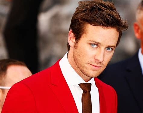 Armie hammer wants you to pick up the phone and call a friend. О жизни Арми Хаммера